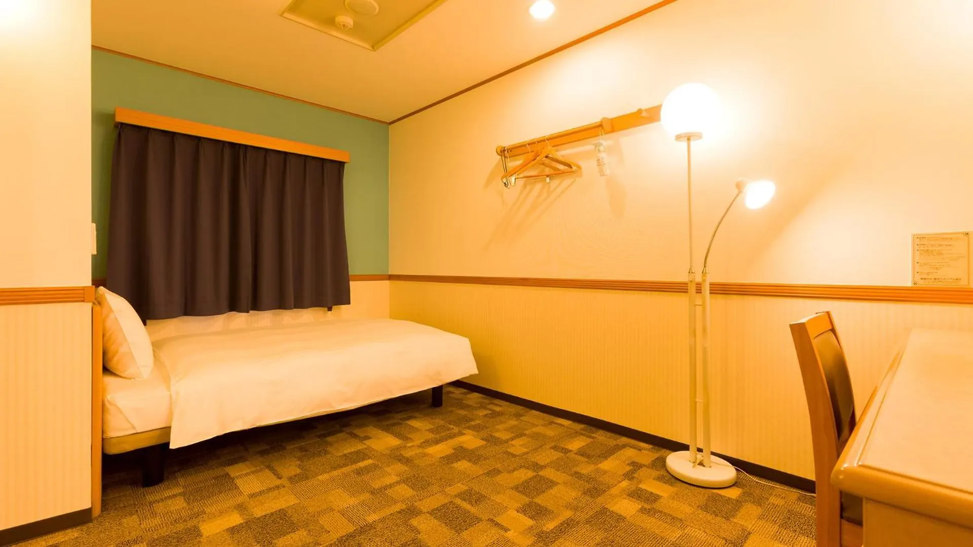 Toyoko Inn Yokohama Stadium Mae No 2 Hotel